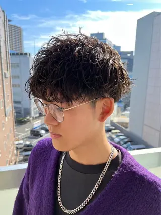 パーマ メンズ Bond Story りき カラーモデルのヘアスタイル