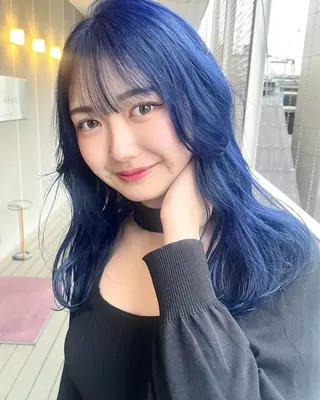 ロング カラー ヘアアレンジ 青髪特化🩵 ダブルカラーのヘアスタイル