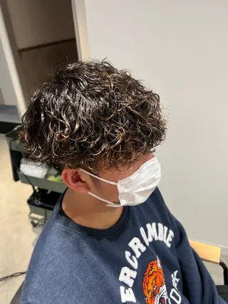 ショート パーマ メンズ メンズカットパーマ ✂️ JOYAのヘアスタイル