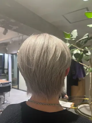 ショート メンズ 柔らかレイヤー× 透け感カラー/SUのヘアスタイル
