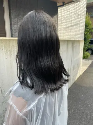 ミディアム 永田 優希のヘアスタイル