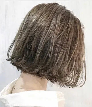 ショート カラー パーマ 🧸艶々韓国ヘア 🧁mizunaのヘアスタイル