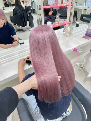 ロング カラー ヘアアレンジ 韓国レイヤー&ピンク 艶髪🩶maikoのヘアスタイル