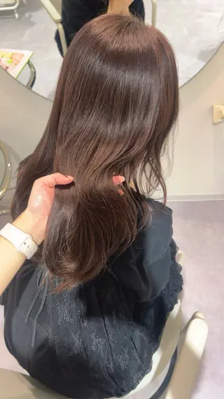 ミディアム カラー 近藤 若菜のヘアスタイル