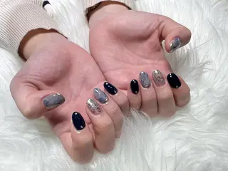 ネイル Tumake🩶 Natsumi𖤐⡱のネイルデザイン