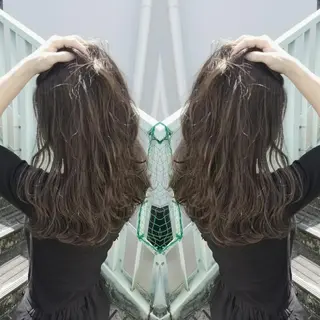 ミディアム 今中 小百合のヘアスタイル
