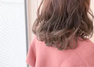セミロング カラー 中山 天地のヘアスタイル