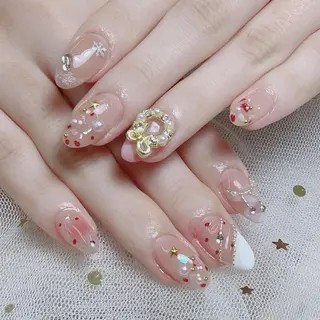 ネイル queensnail 🧸mikaのネイルデザイン