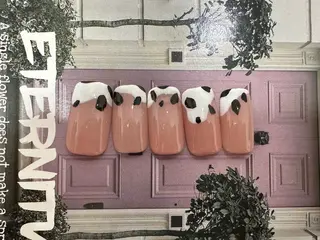 ネイル 個性派ネイル 🌼 ハルカ ♡の眉毛・アイブロウイメージ