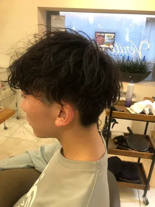 メンズ 札幌美容室ヴェリテ 渡邊 龍政のヘアスタイル