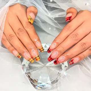 ネイル ハイビスカス ネイルサロンのネイルデザイン