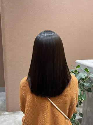 セミロング カラー 美髪トリートメント✨ たけとら🐯のヘアスタイル
