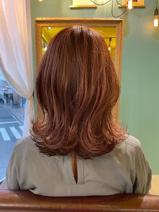 セミロング カラー 末石 智のヘアスタイル