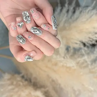 ネイル 山田 真里のネイルデザイン