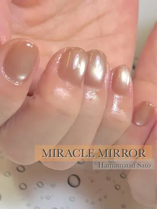 ネイル ミラクルミラー 町野のネイルデザイン