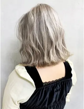 カラー ケアブリーチ 黒瀬有汰のヘアスタイル