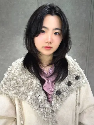 ミディアム yu-kaハッシュ カット/韓国レイヤーのヘアスタイル