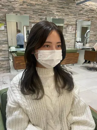 セミロング 石渡このみ 🍊レイヤーカットのヘアスタイル