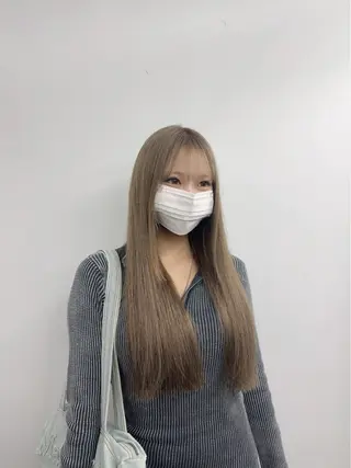 ロング 韓国ヘア×ハイトーン AYA💫のヘアスタイル