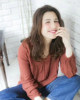 ミディアム セミロング ロング トップスタイリスト 小澤純一のヘアスタイル