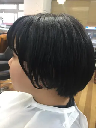 中山 ルミ子のヘアスタイル