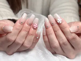 ネイル 里奈 Nailのネイルデザイン