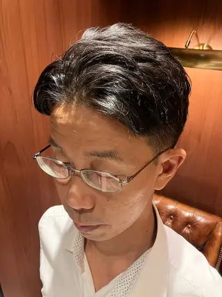 ショート メンズ SAKI SAKIのヘアスタイル