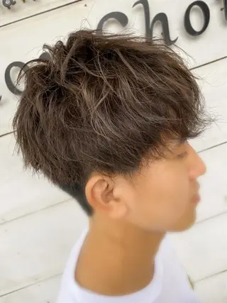 カラー メンズ SALOWIN栄 高須大貴のヘアスタイル