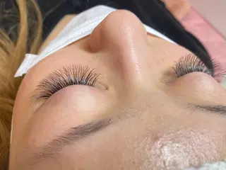 マツエク・マツパ TOP所属・𝑨𝒀𝑼 🧡🌞のマツエク・マツパデザイン