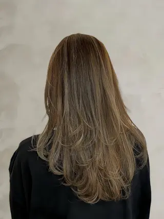 ロング カラー 似合わせカットカラー 🌿つじおかるみのヘアスタイル