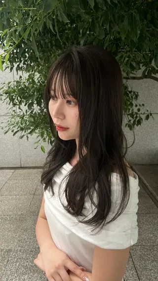 ロング 透明感カラー🕊🤍 アサノ マユのヘアスタイル