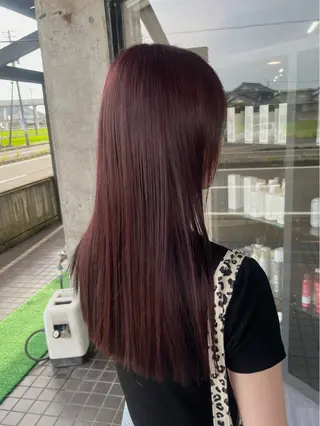セミロング alu yuinaのヘアスタイル