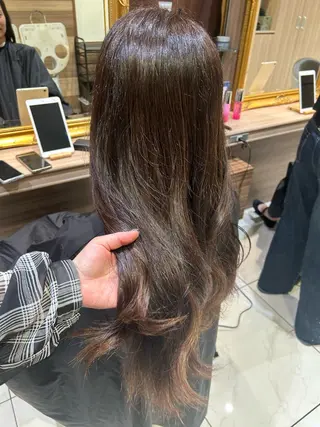 カラー 佐藤 ななせのヘアスタイル