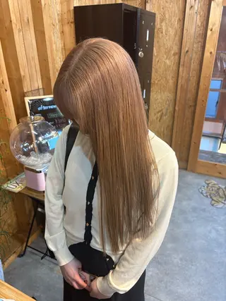 カラー まろみ暖色×ボブ ×chia🕯のヘアスタイル