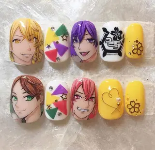 ネイル 東 千夏のネイルデザイン