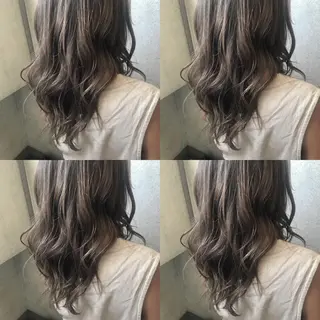 セミロング カラー 小栗 麻衣のヘアスタイル