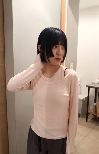 ショート カラー 来美 / クルミのヘアスタイル