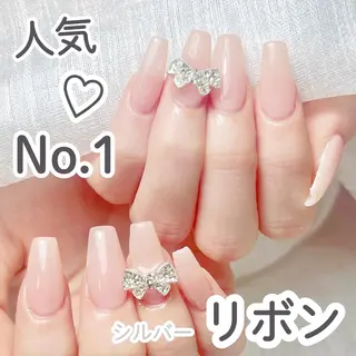 ネイル 源田 ゆり子のネイルデザイン