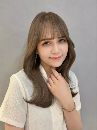 ロング まなり See.のヘアスタイル