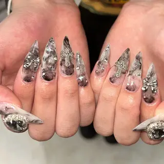 ネイル MODA MANAMIᵕ̈のネイルデザイン