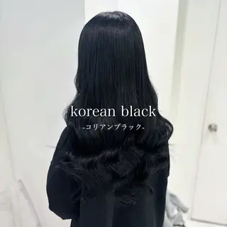 セミロング カラー 🩵色落ち可愛い 寒色カラー🩵のヘアスタイル