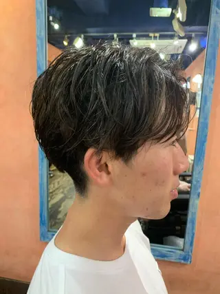 ショート カラー メンズ 河端 春綺のヘアスタイル