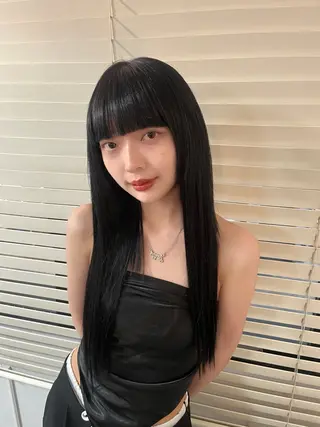 ロング デザインカラー🍬✨ 透明感カラー✨ナナのヘアスタイル