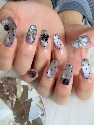 ネイル Kanako 💫のネイルデザイン
