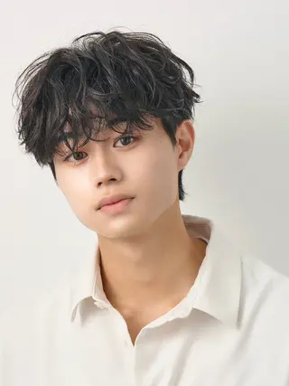 ショート ソフツイ/フェザー/ NEXT渋谷/颯のヘアスタイル