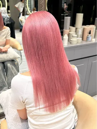 ロング 🥇KEN /レイヤー/カラーのヘアスタイル