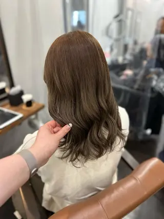セミロング カラー ヘアアレンジ DANY🦋名駅✂︎ 艶髪/透明感カラーのヘアスタイル