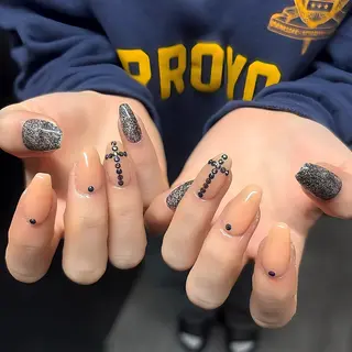 ネイル ジュエル.《ネイル》 モデル募集中のネイルデザイン