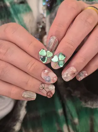 ネイル 3dパーツ/流行り 👧shushu❤️のネイルデザイン
