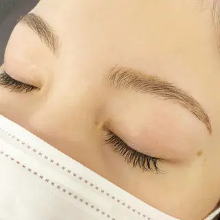 マツエク・マツパ アイブロウ 横浜/鶴屋町/美容室 LilyHitomiの眉毛・アイブロウイメージ
